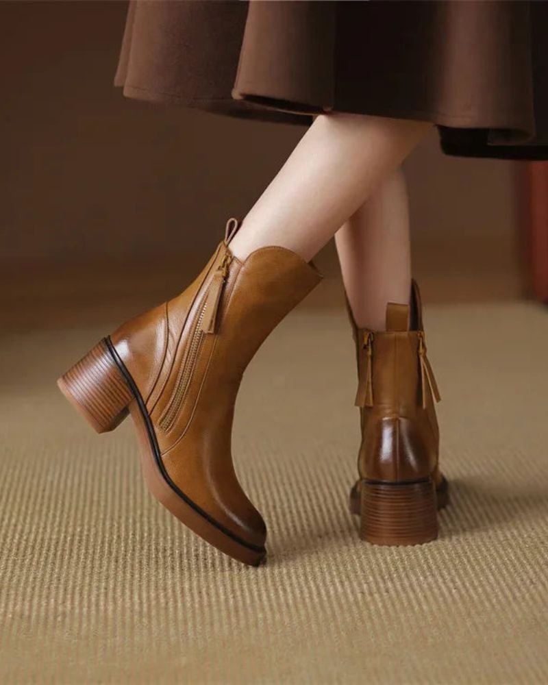 Emily - Leather Boots with a Comfortable Heel