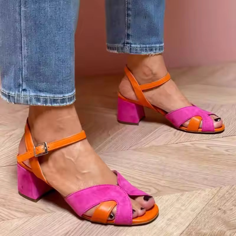 Schoenen met T-Band en Brede Hak