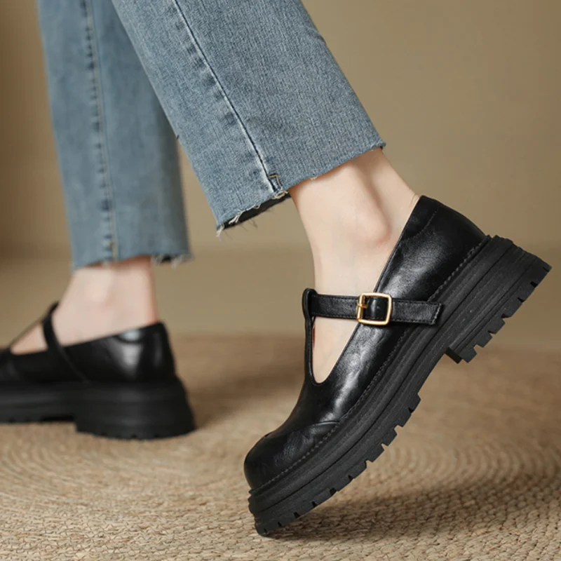 Fleur - T-Bar Schoenen met Vintage Charme