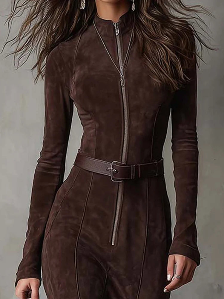 Noreva | Stijlvolle getailleerde jurk in suede-look