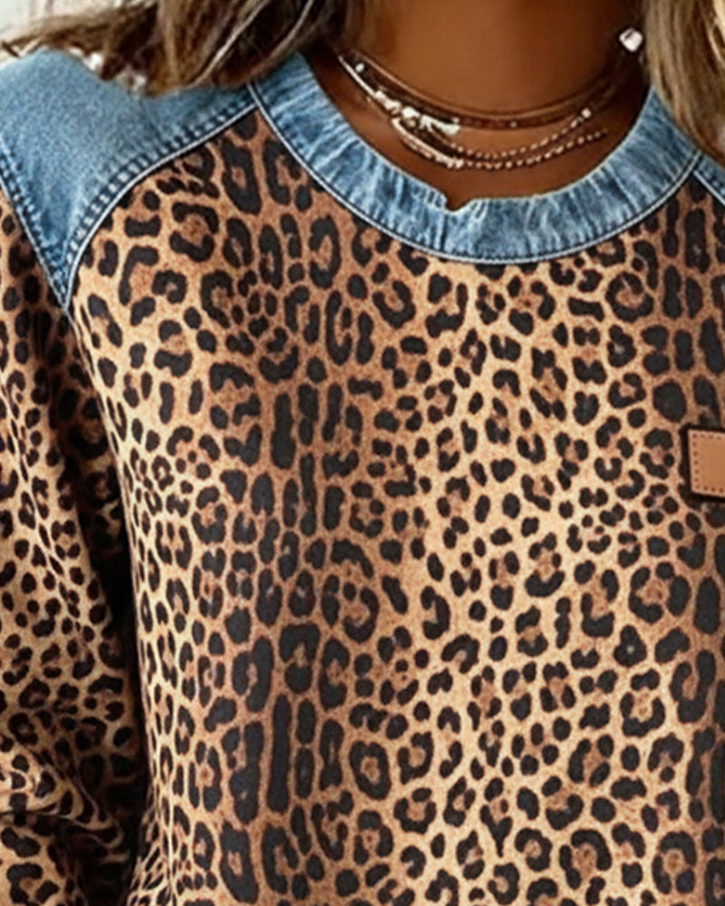 Trui met Luipaardprint en Denim Patchwork