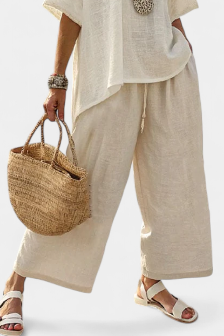 Mila - Comfortabele Minimalistische Blouse & Wijde Broek